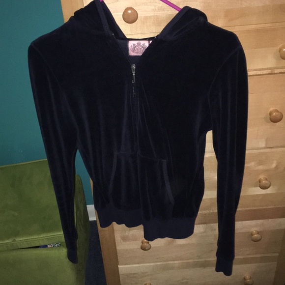 Juicy Couture Tops - Juicy hooded zip-up sweatshirt